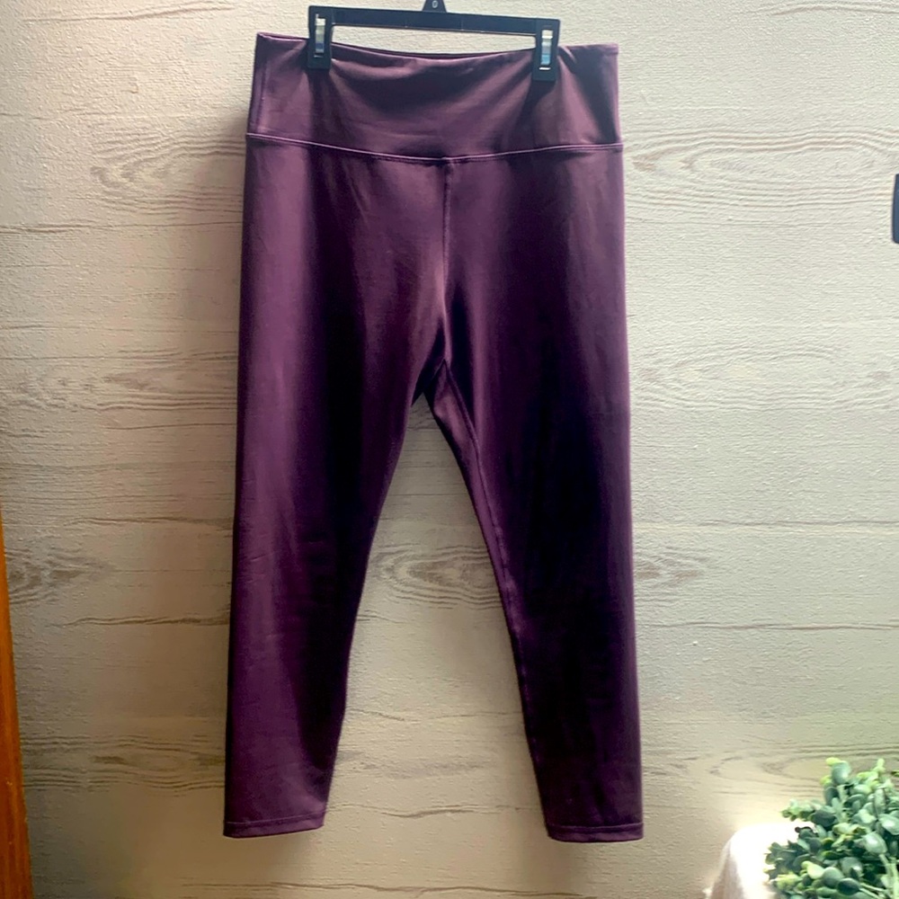 ZYIA activewear plum shimmer long workout leggings size 12
